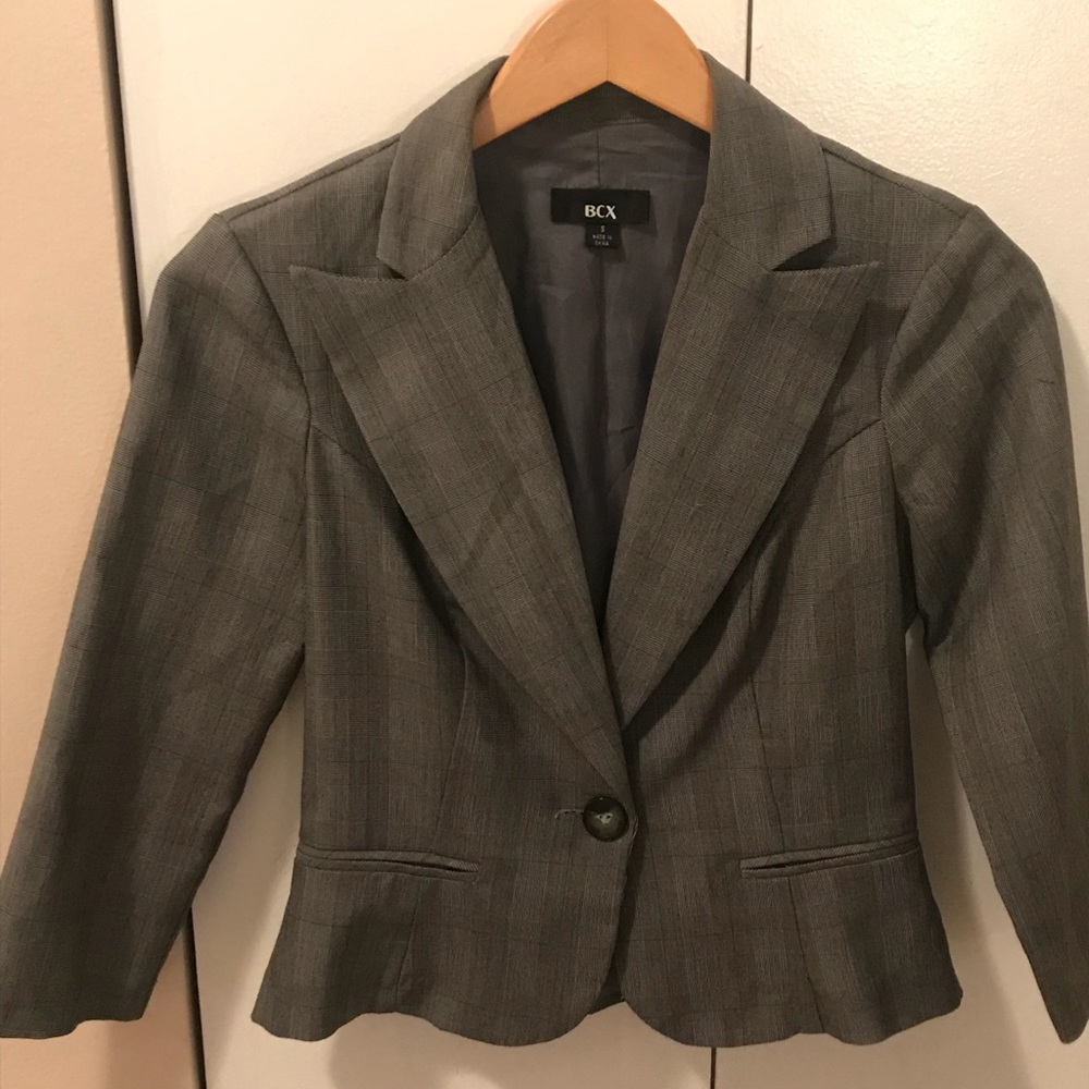 Fitted Cropped Blazer BCX